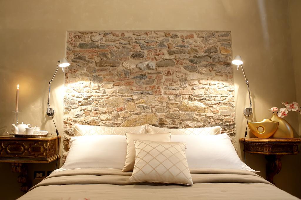 Residenza D'Epoca -Santa Caterina Panzió Pisa Szoba fotó